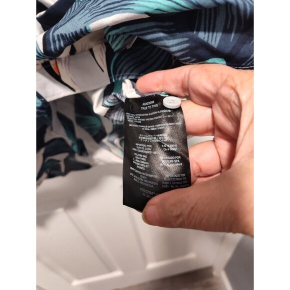 Volcom Mens Cut out Modern‎ fit Short Sleeve Button-Up LARGE Blue Green Floral - Picture 7 of 13